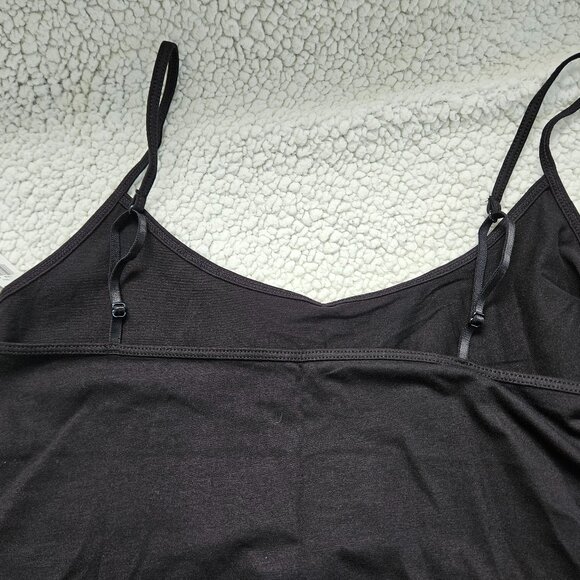NWT Old Navy First Layer adjustable strap cami, size XL, Black - Picture 4 of 4